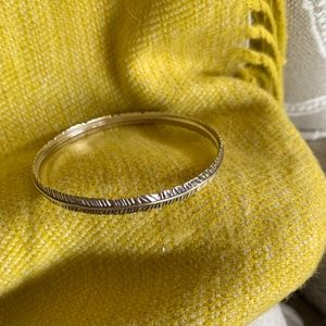 SILPADA FEATHER BANGLE